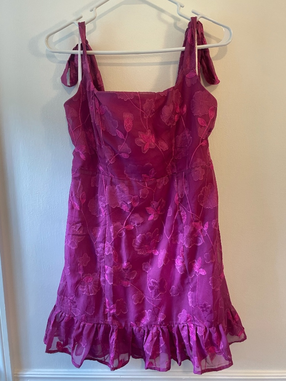 Lulus No One Prettier magenta floral embroidered tie-strap mini dress size L